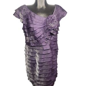 Laura Plus Purple and Silver Iridescent Layered Short Cap Sleeve Dress Size 14
